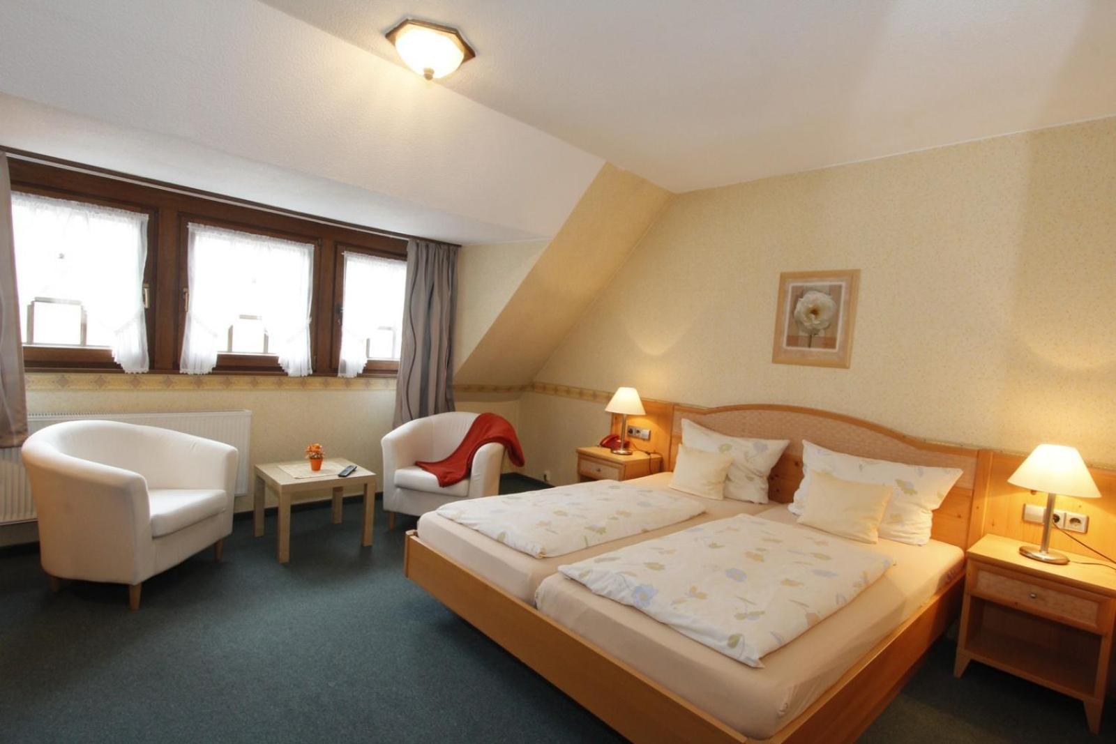 Hotel-Garni-Kachelburg Диблих Екстериор снимка