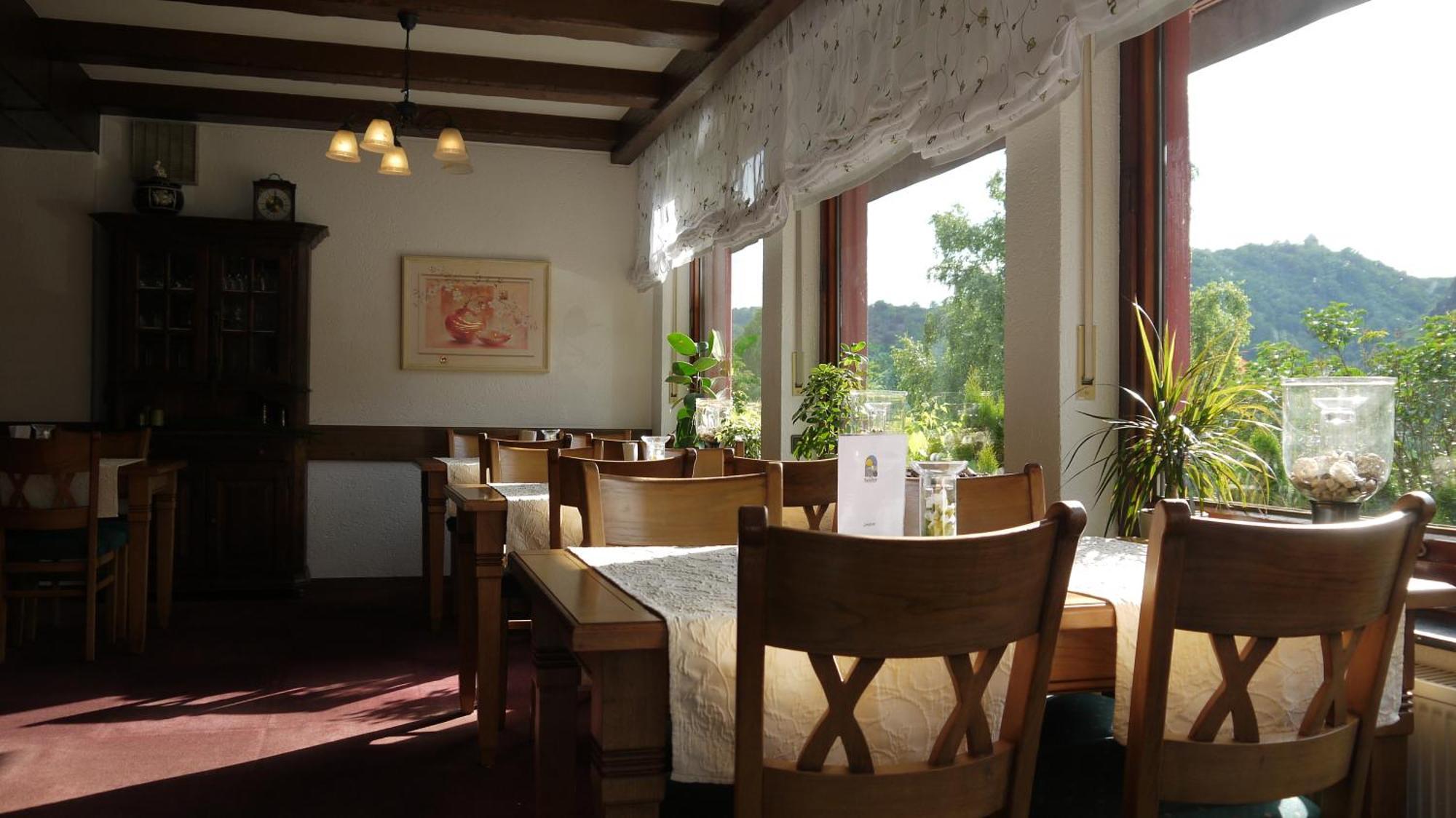 Hotel-Garni-Kachelburg Диблих Екстериор снимка